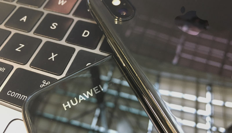 Apple или Huawei